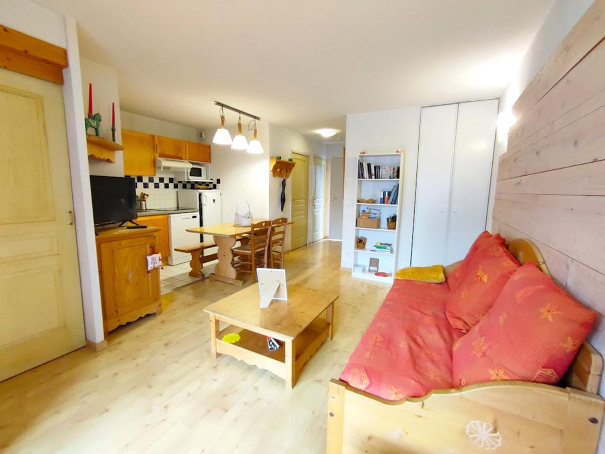 Le 102, T3 Pour 5 Personnes, Vue Montagne, Classe 2 Etoiles Nf, Parking, Piscine En Ete Bagnères-de-Luchon Exteriér fotografie